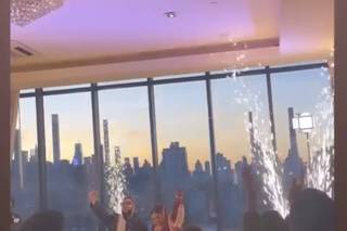 Vista Penthouse Ballroom & Sky Lounge - 12