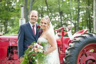 Farmhouse Floral Designs & Events - 44