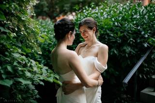 Salty Raven Studio & Event Photography - 13