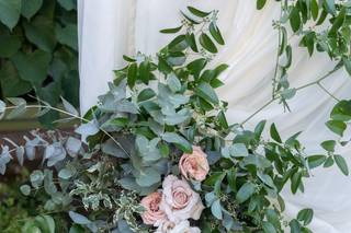 Lilac and Lily Floral Design and Event Styling - 17