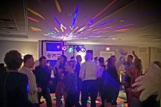 Stephen Scott Professional Entertainment - 4