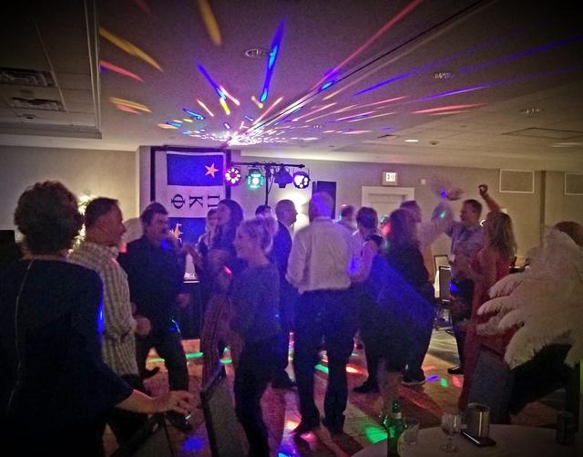 Stephen Scott Professional Entertainment - 1