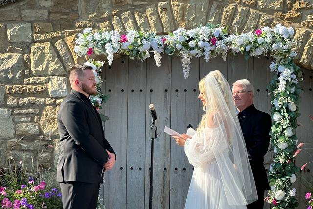 Pittsburgh Wedding Officiant 2