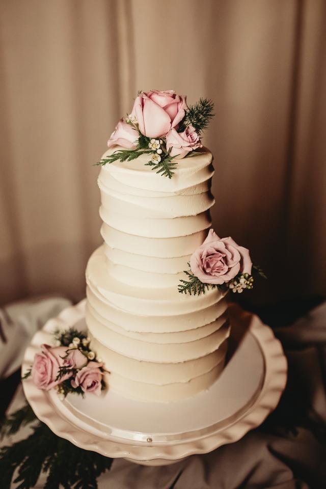 Sweet Frostings Blissful Bakeshop - 2