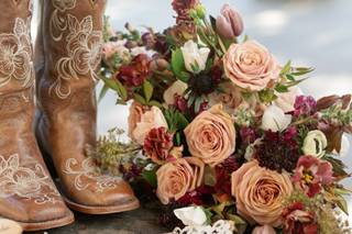 Flourish Flower Farm - 6