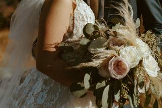 CREATIVE FLORALS INC - 66