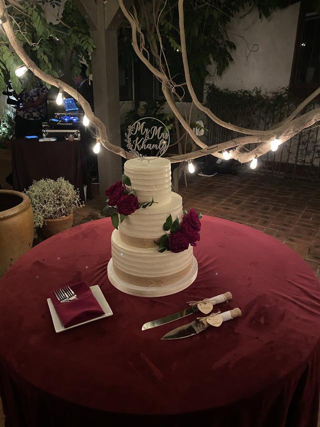 Frost It Cakery - 1