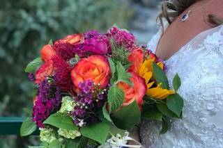 The Enchanted Florist - 32