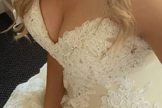 Bijoux Belles Hair & Makeup - 16