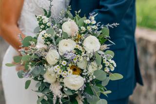 Designs By Linda Florist - 47