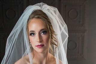 Gloss Makeup and Hair - 33