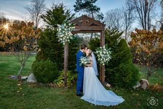 Held In The Moment Photography, LLC 2