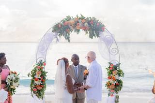Bahamas Wedding Planner - 39