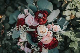 Sweet Stems Florist - 39