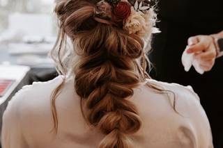DgPro Makeup And Hair - 14