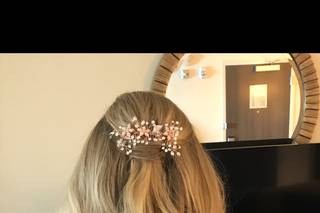 Limin' Hair Studio - 30