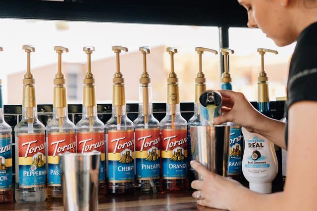 DrinkSmiths~Mobile Dry Bar - 1