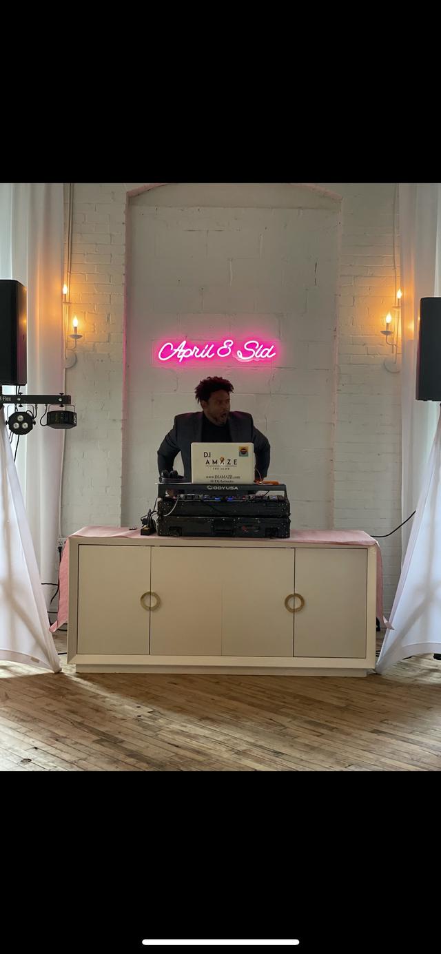 Icon DJs - 2
