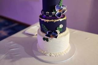 Ven's Cakes and Pastries - 16