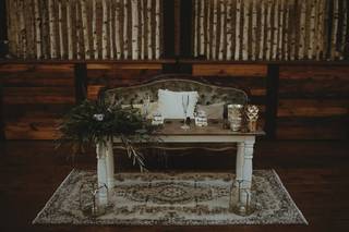 Pretty Little Vintage Co. - 31