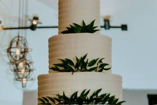 Cakehouse on Main Inc - 5