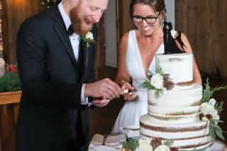 Chickadee Hill Cakes - 39