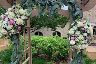 An English Garden Wedding & Event Florals - 97
