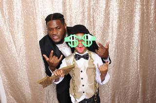 I Love MySelfie Photo Booth Entertainment - 6