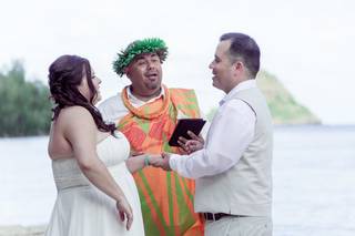 `Ae`Ike Hawaiian Wedding Officiant Services - 8