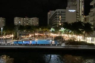 South Beach Lady - 42