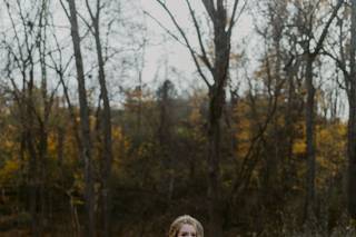 Miranda's Vintage Bridal - 12