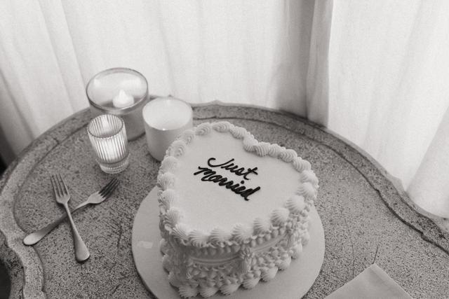 Isgro's Bakery - 1