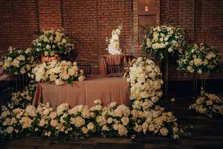 Fun Fete Fabulous Event Planning & Floral Design - 16