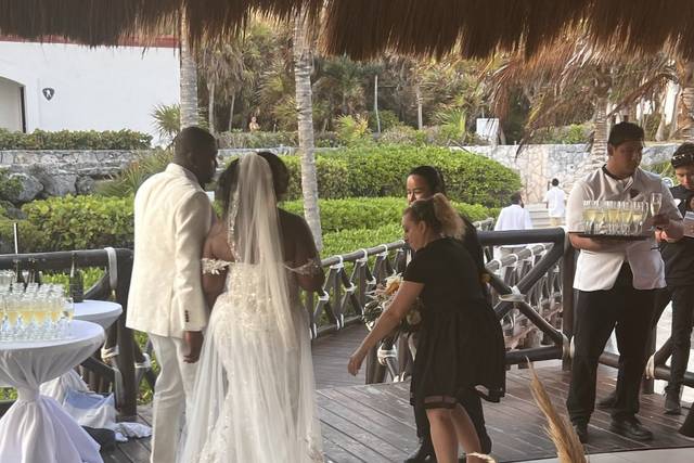 Simply Mary’ed Destination Weddings & Honeymoons 3