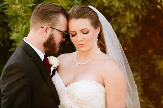 Genna Khein MakeUp And Hair Artist - 28