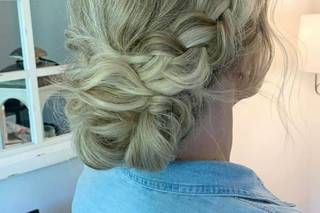 The Luxe Beauty & Co. - 30