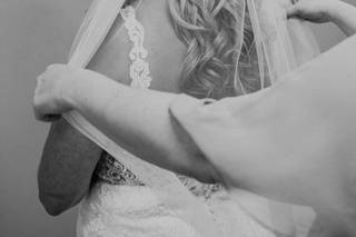 Gorgeous Locks and Makeup - 20