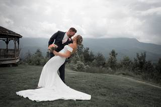 Almost Heaven Resort & Weddings - 21
