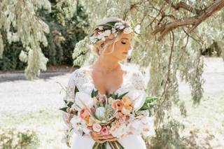 Lily and Juniper Blooms and Design - 20