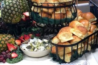 Hi-Lo Restaurant and Catering - 6