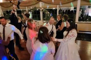 EMS Entertainment DJs & Photo Booths - 5