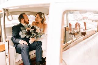Mark of Elegance Limousine Services - 12