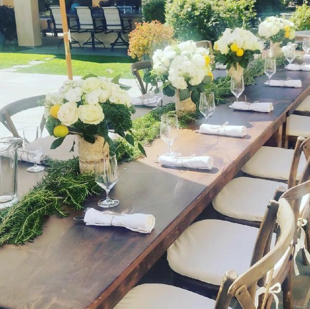 Dina's Deluxe Events - 1