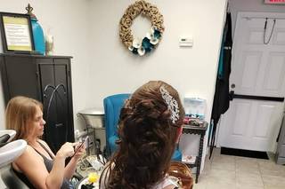 Beachside Beauty Bar - 7