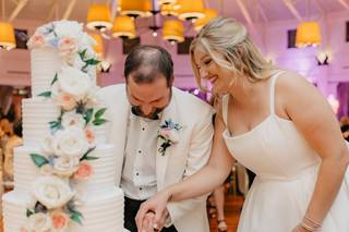 Ashleigh Elizabeth Weddings and Events - 11