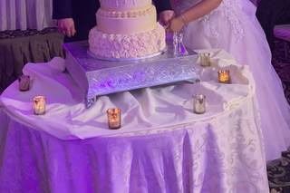 The Reception Center by Mayer Catering - 15