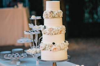 Ashley Bakery - 18
