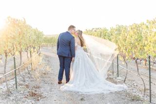 Brandon & Lindsay Lutz Photography - 13
