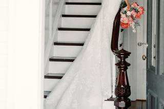 Taylor MacPherson Bridal Hair Artistry - 8