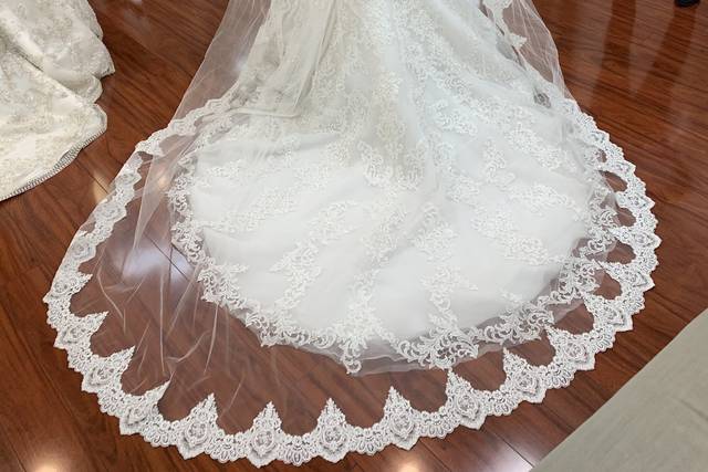 Elegant Lace Bridal & Tuxedo 5